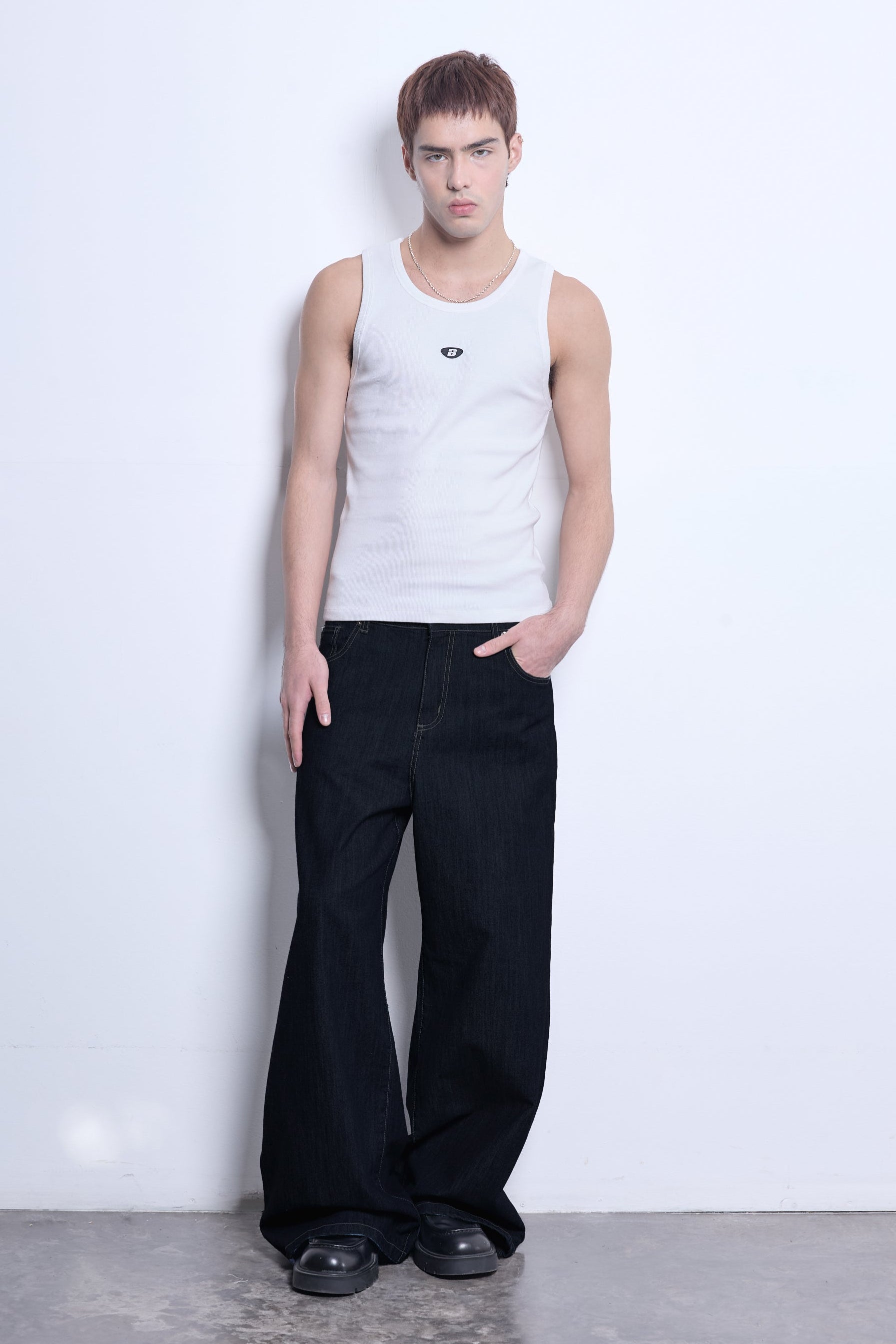 Jean Ancho Raw Negro