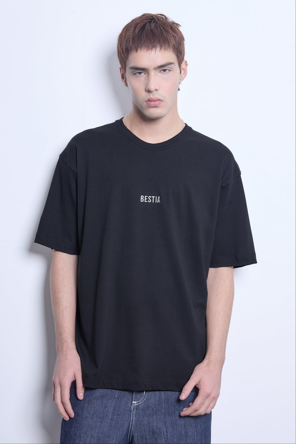 Remera BESTIA Negra