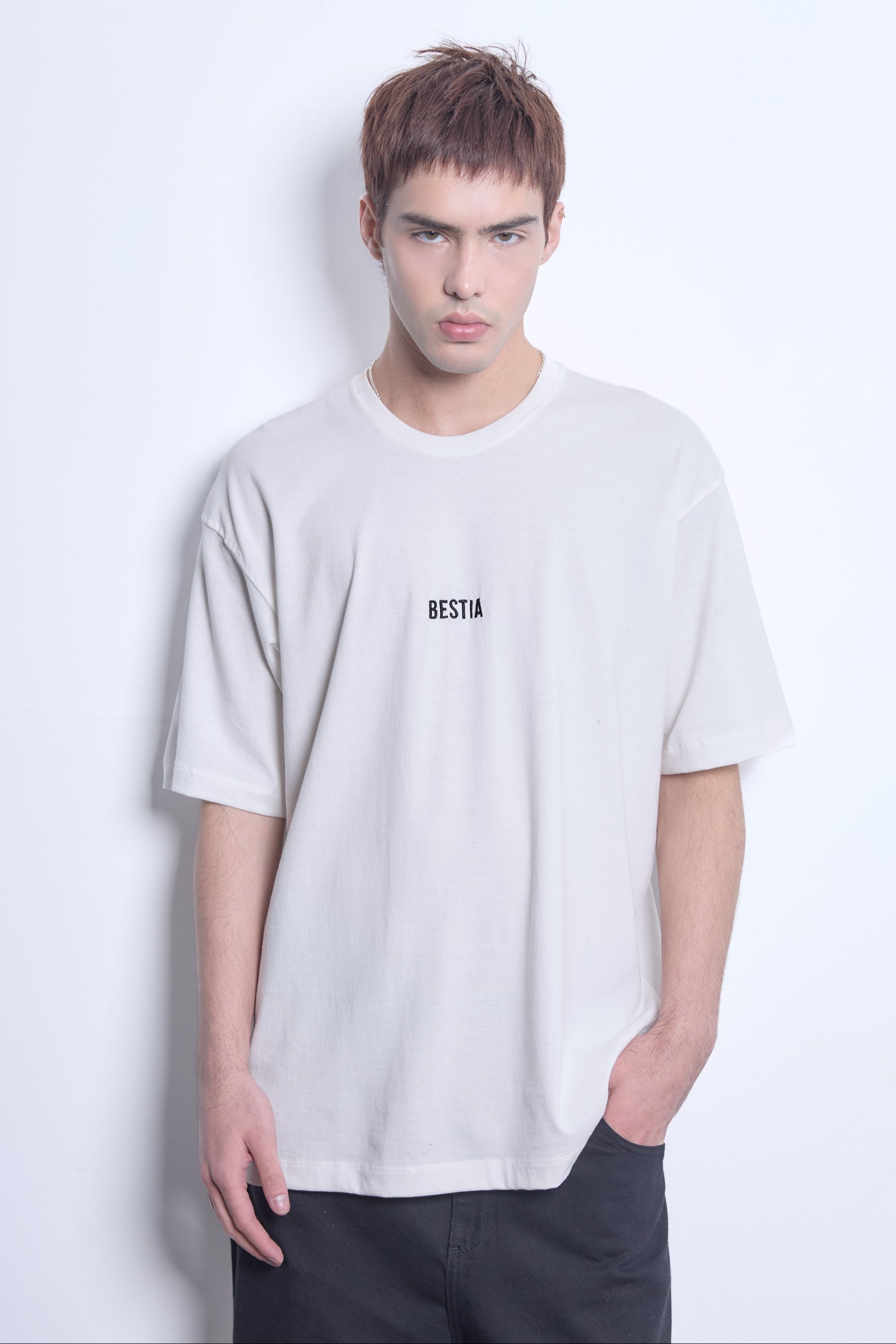 Remera BESTIA Crudo / Talle 1 y 2