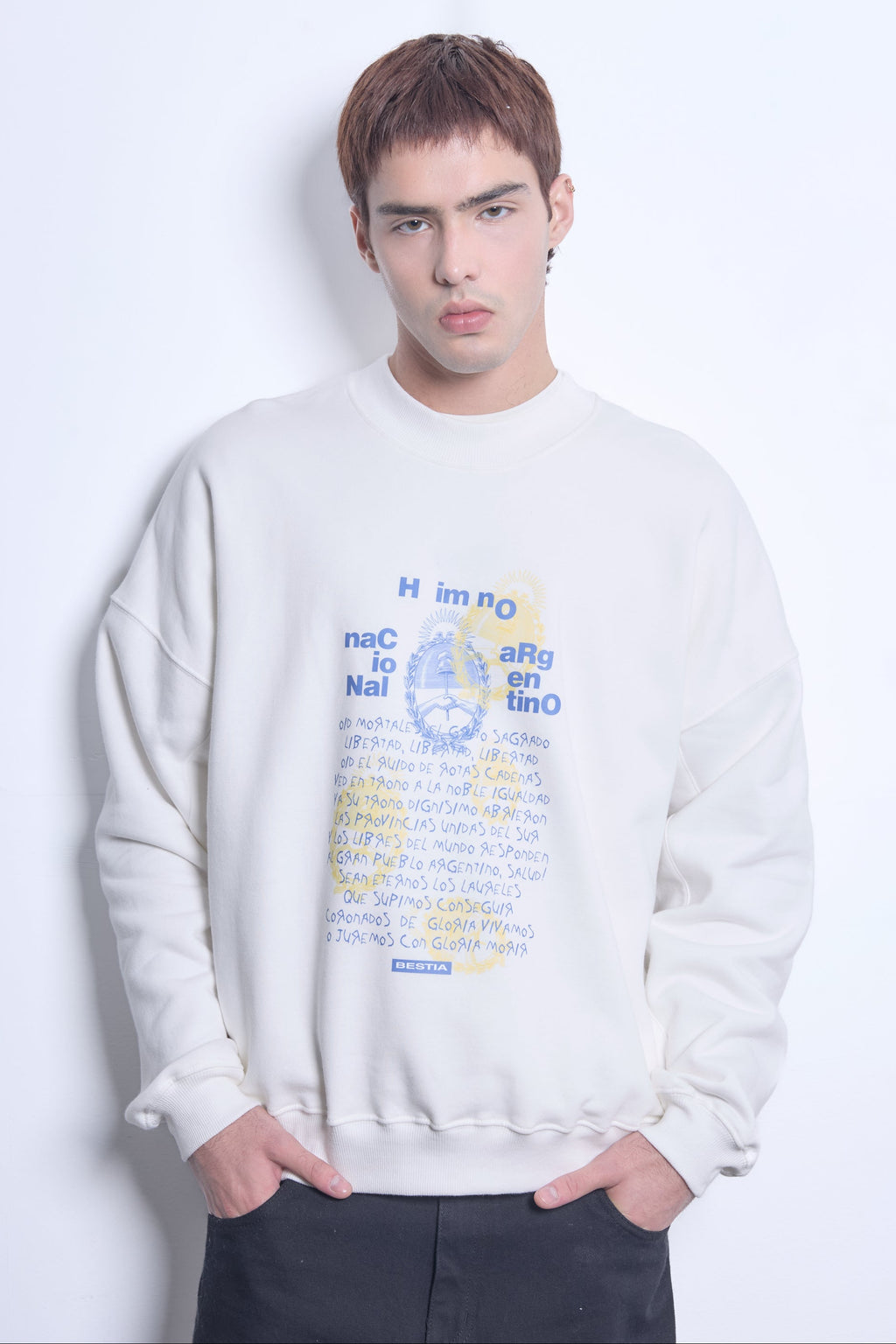 Buzo BESTIA Himno Crudo