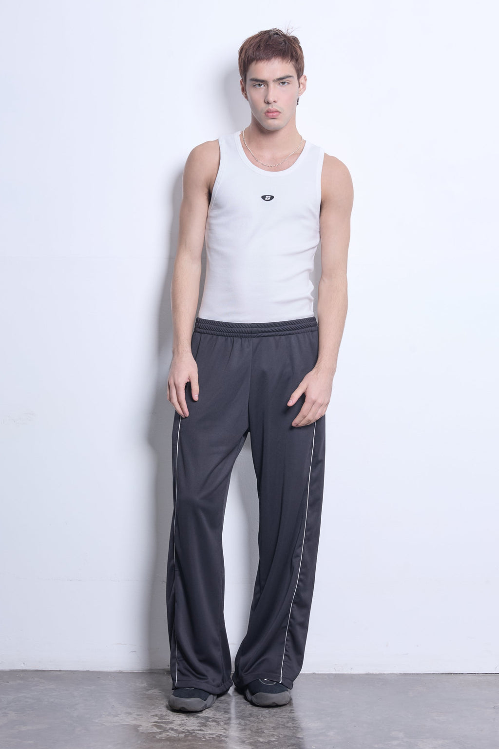 Jogging B. Sport