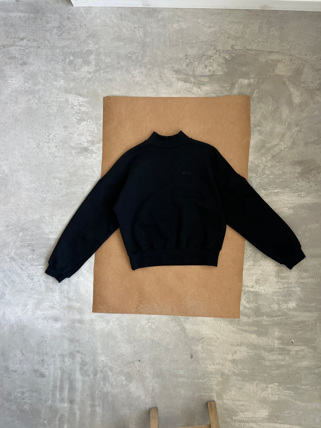 Buzo Polera Corto Negro