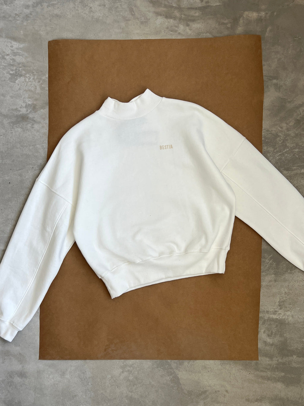 Buzo Polera Corto Crudo