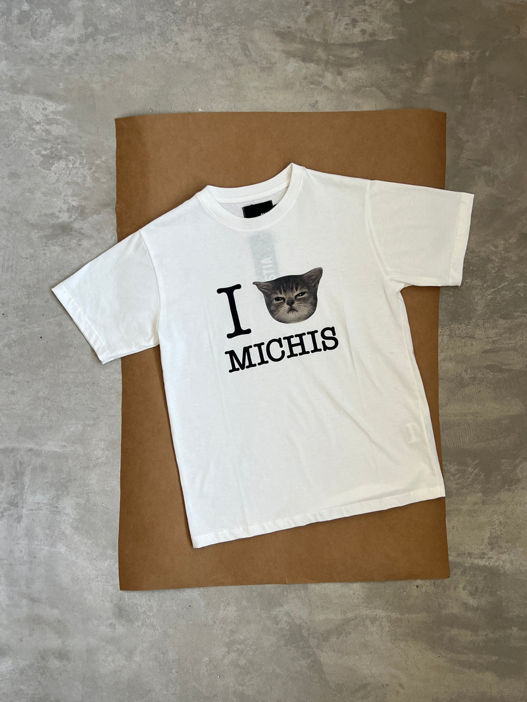 Remera Fit Michis Crudo