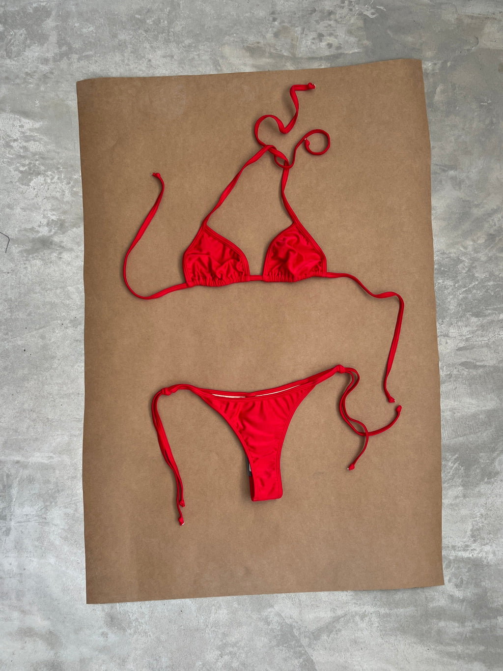 Bikini Iconic Rojo TALLE 3 Y 4 - F