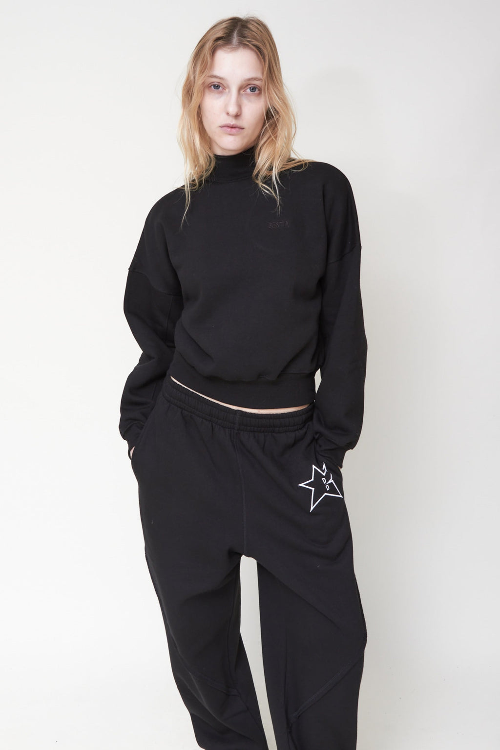 Buzo Polera Corto Negro