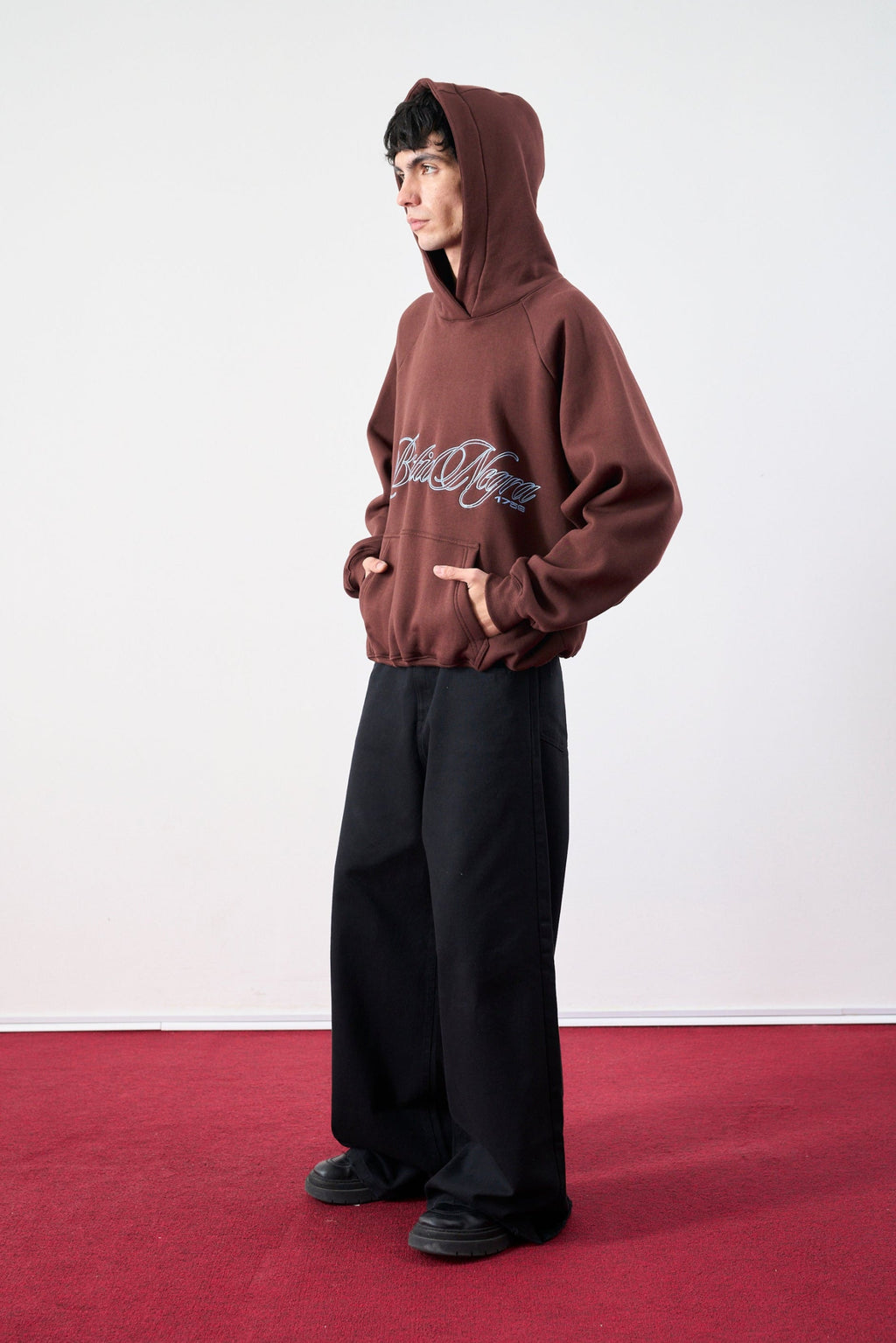 buzo bestianegra marron unisex