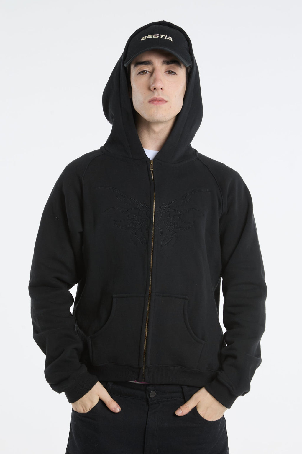Camperita Hoodie Mariposas Negro Talle 4