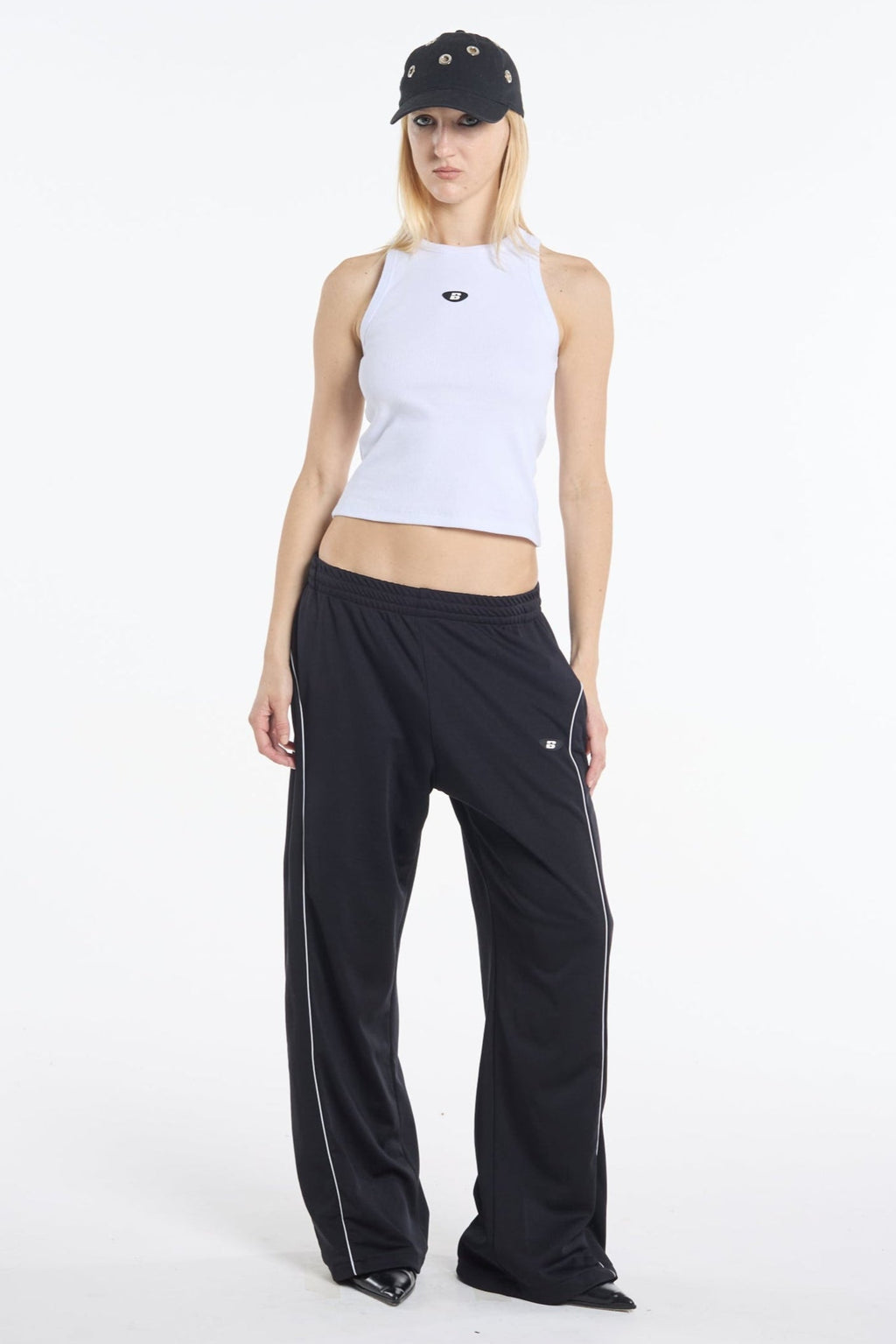 Jogging B. Sport
