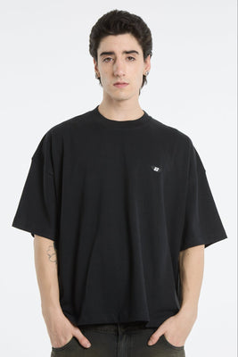 Remera Boxy Negra