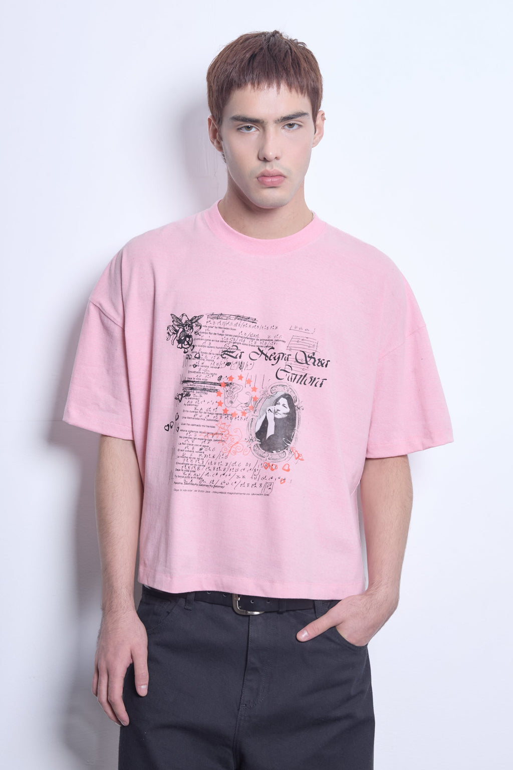 remera boxy rosa estampa mercedes sosa