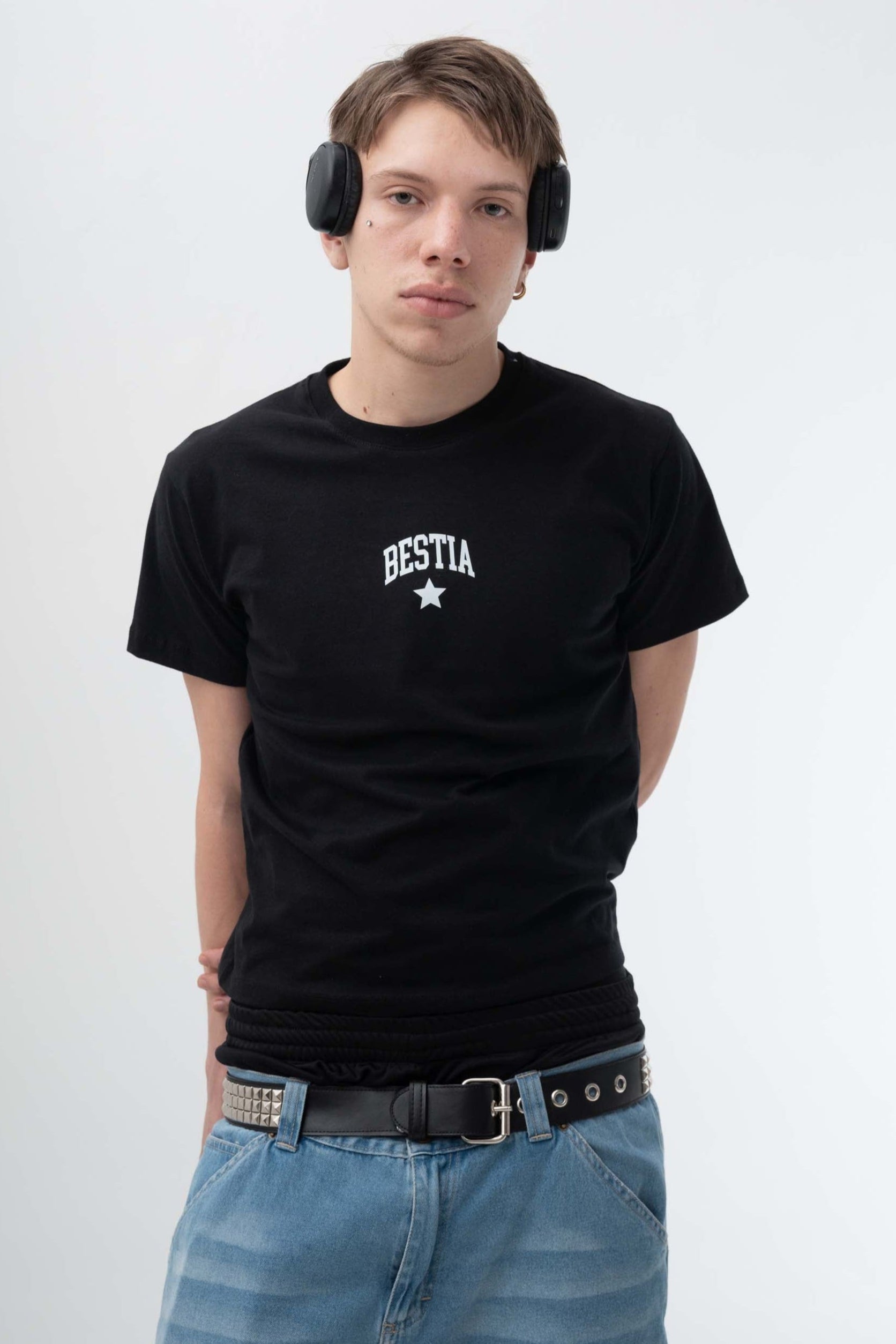 remera fit bestia unisex